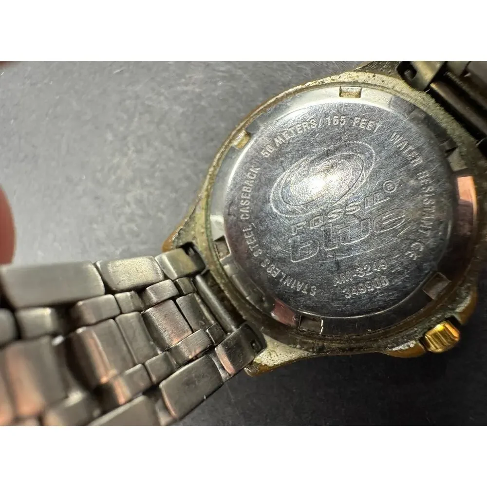 Fossil blue diver